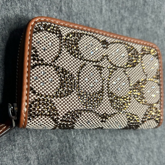 Coach Crystal wallet, Small Zip Around Card Case - Picture 3 of 10